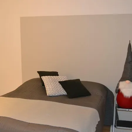 Santa's Studio With Sauna *